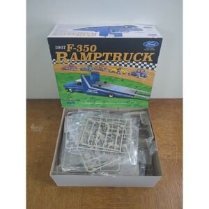 Moebius 1967 Ford F 350 Ramptruck Plastic Model Truck Model Kit New In Box